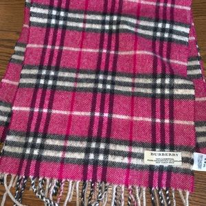 ‼️🚫SOLD🚫‼️ Authentic Burberry Wool scarf